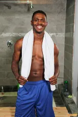 Krave Moore - Men's Shower | Picture (12)