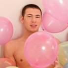 Jay Cloud in 'Popping Party'